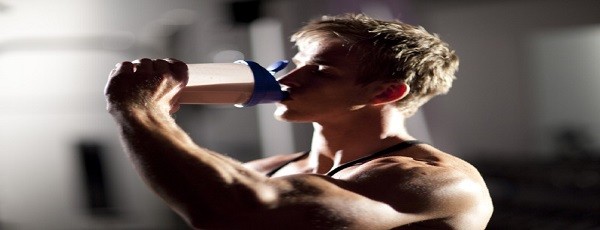 Yet another study on a truly high-protein diet (3.3 g/kg/day) – it’s safe in resistance-training males and you may lose a little fat